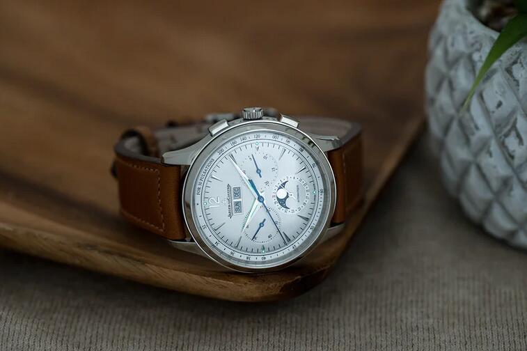 Jaeger-LeCoultre Master Control Moonphase Automatic Chronograph Calendar 40mm Replica Watch Review